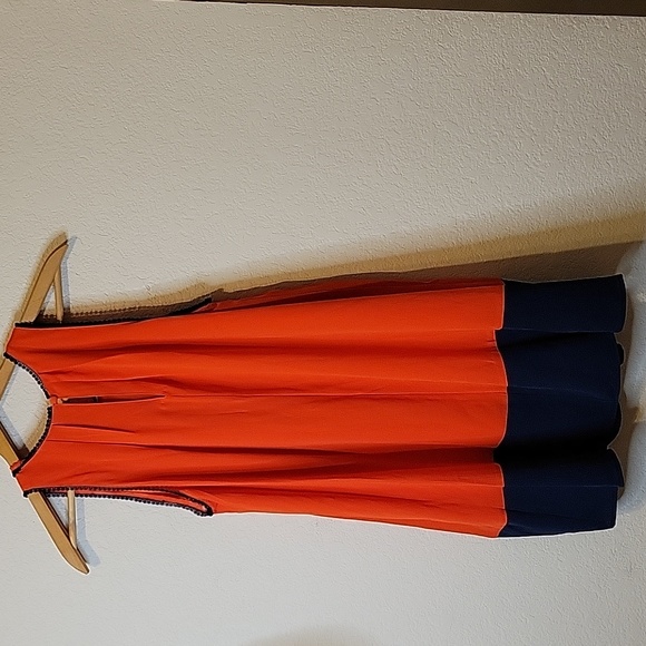 Umgee Red and Black pleated dress. Size small NWT - Picture 5 of 6